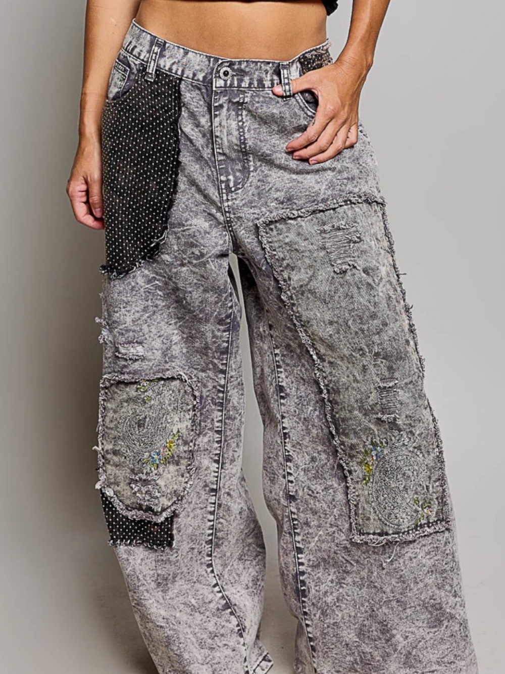 🤗POL- Gray Washed Patchwork Wide -Leg Jeans with Black Dot Accent